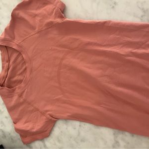 Lululemon swiftly top